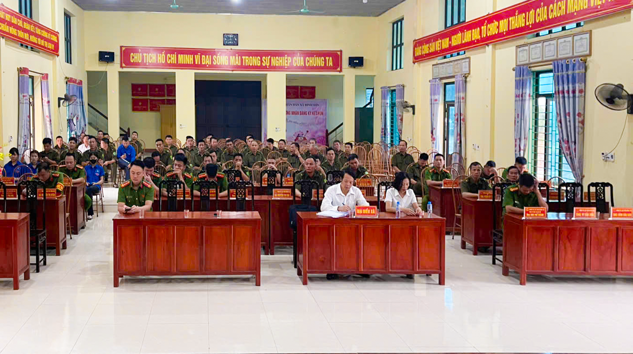 Toàn cảnh Lễ ra quân